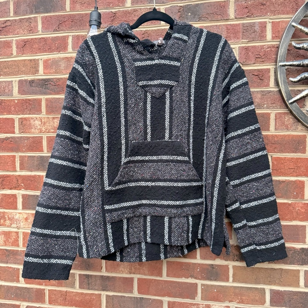 Earthbound Baja Poncho Drug Rug Pullover​
